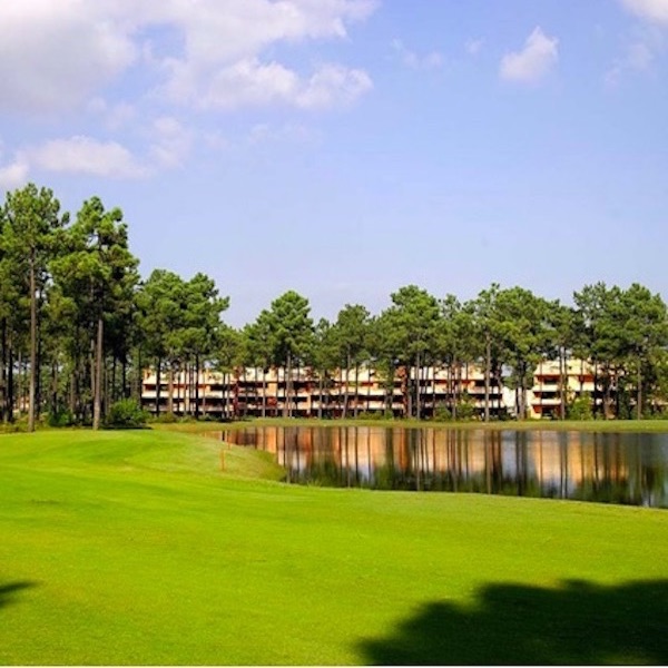 Aroeira Golf course and accommodation