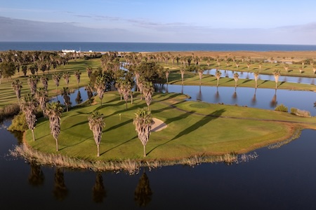 The beautiful island green on the 9th hole at Salgados Golf