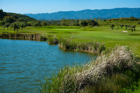 Water hole on Morgado Golf Course